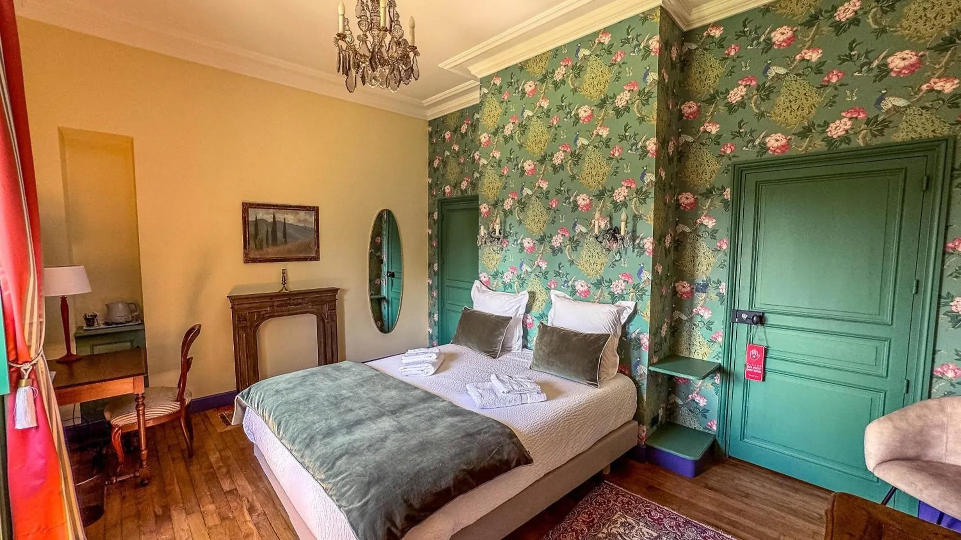 Domaine De Kerrosen A Proximite Du Port De Dinan, Sur La Rance Bed & Breakfast Taden 0*,