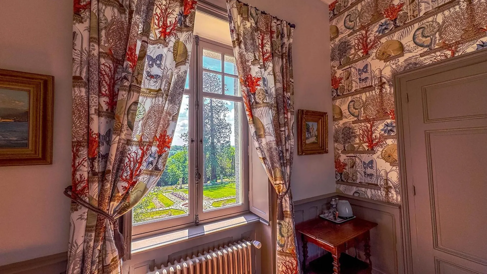 Domaine De Kerrosen A Proximite Du Port De Dinan, Sur La Rance Bed & Breakfast Taden