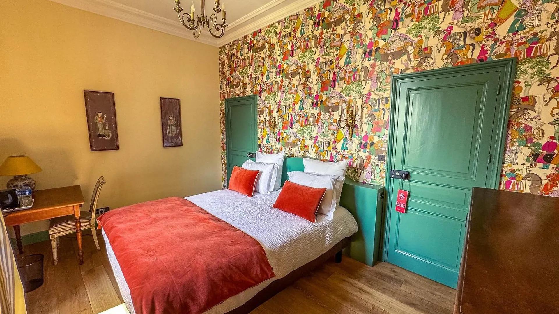 Domaine De Kerrosen A Proximite Du Port De Dinan, Sur La Rance Bed & Breakfast Taden